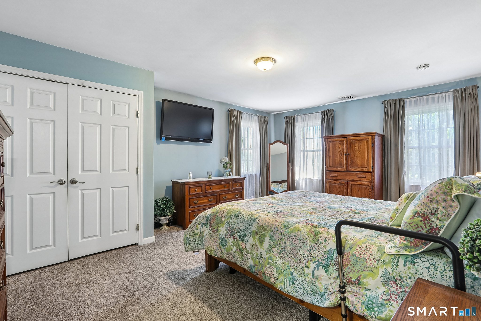28 Colonial Ridge Drive New Milford CT 06755