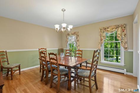 28 Colonial Ridge Drive New Milford CT 06755