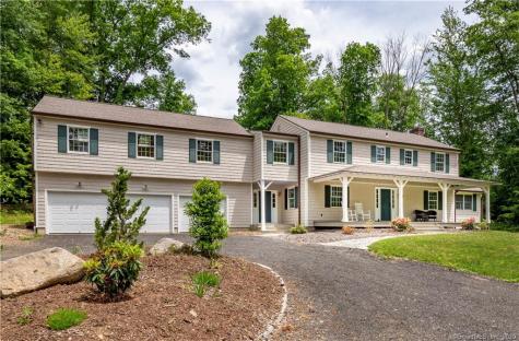 50 Great Oak Lane Redding CT 06896