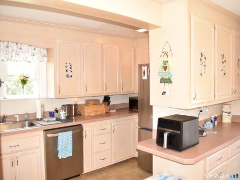 505 Burlington Avenue Bristol CT 06010