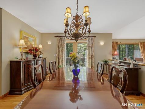 6 Douglas Lane New Fairfield CT 06812