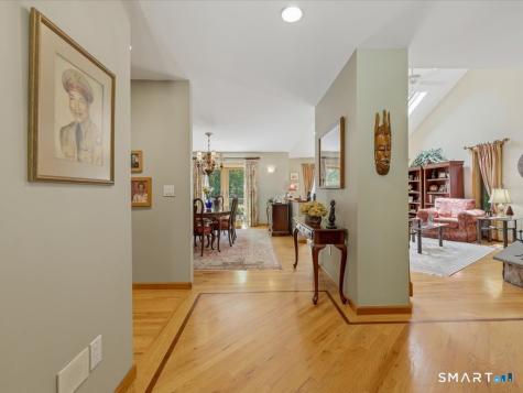 6 Douglas Lane New Fairfield CT 06812