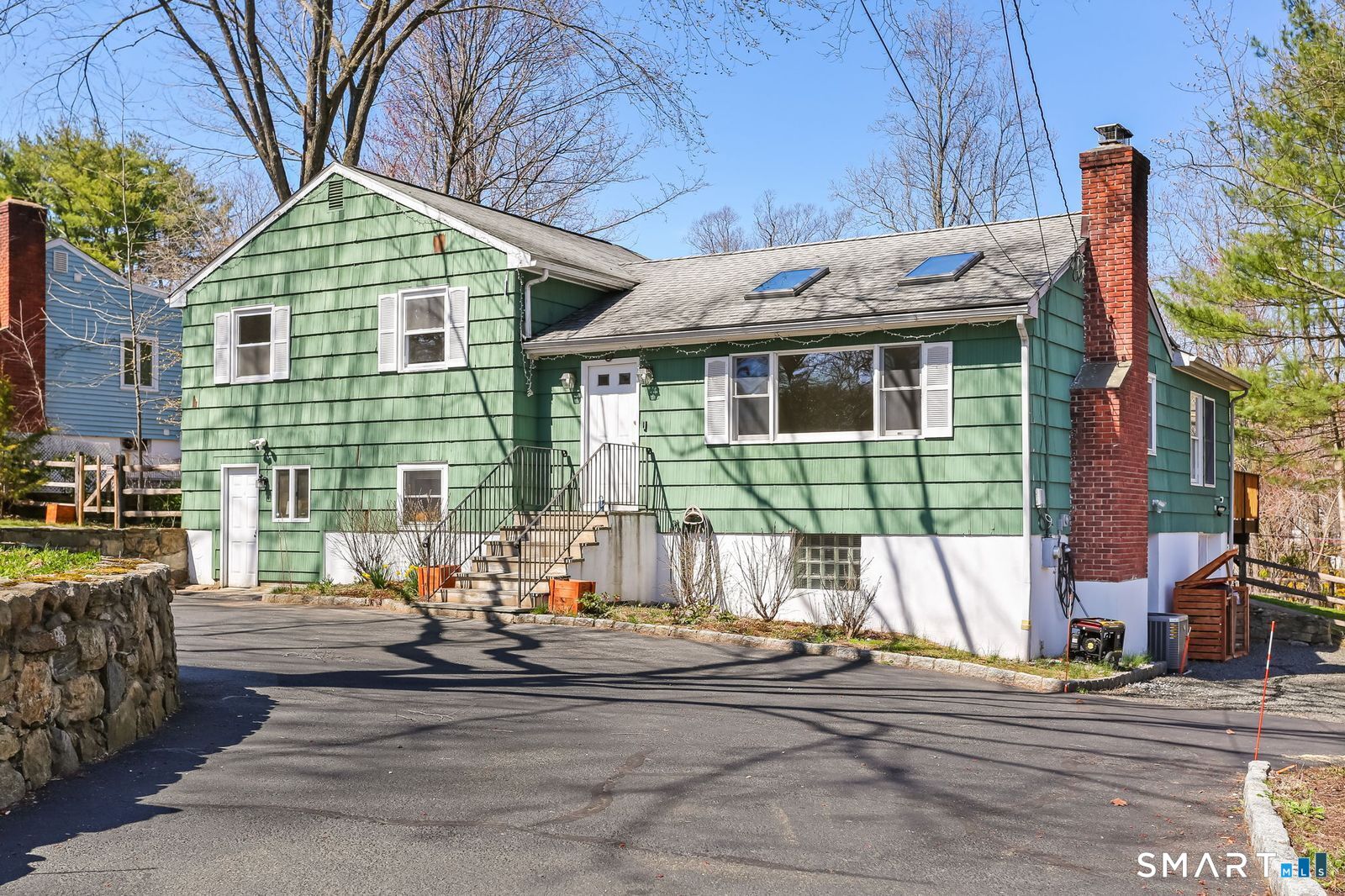 140 Ponus Avenue Norwalk CT 06850