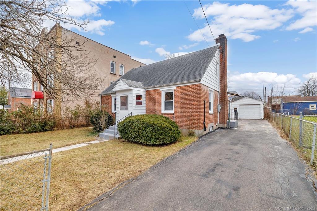 171 Roosevelt Street Hartford CT 06114