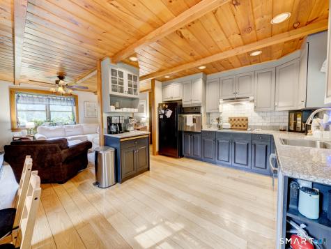 112 Slab Meadow Road Morris CT 06763