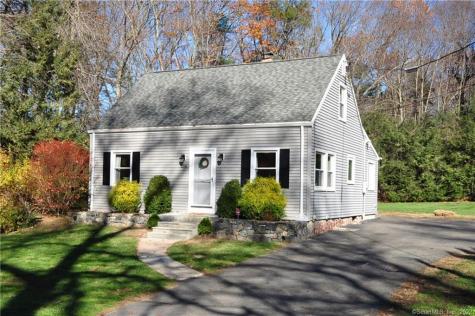256 Burnham Road Avon CT 06001
