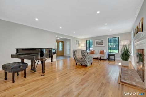 45 Mayapple Road Stamford CT 06903