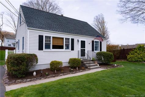 17 Grandview Avenue Bethel CT 06801