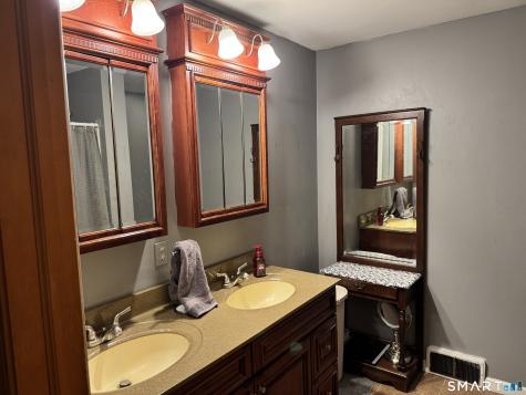 40 Stony Corners Lane Southbury CT 06488