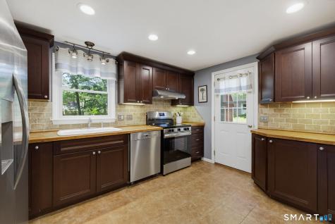 48 David Drive Colchester CT 06415