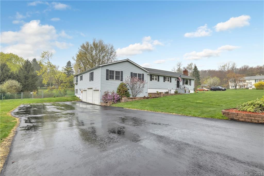 82 Willoughby Road Shelton CT 06484