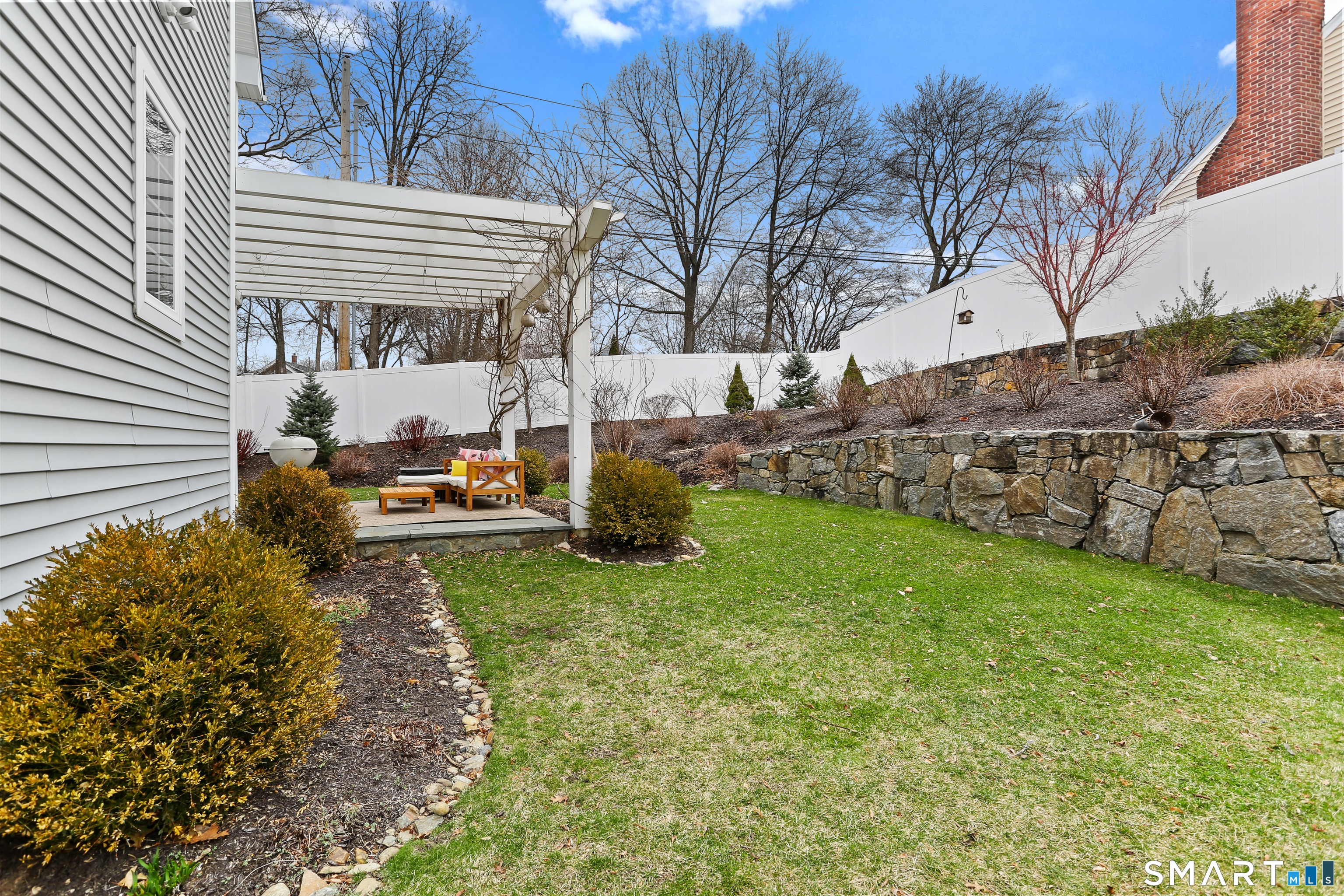 302 High Street Fairfield CT 06824