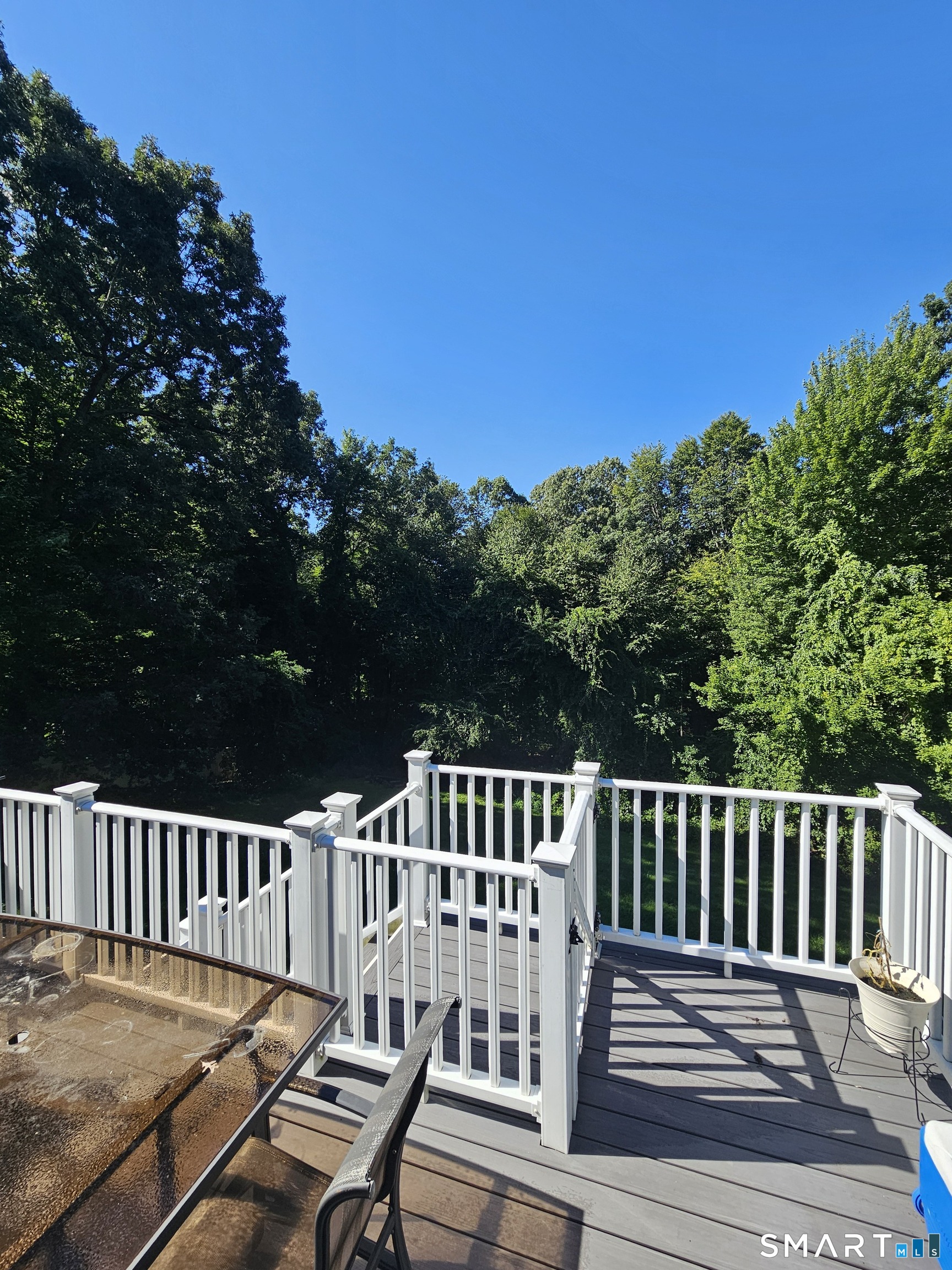 18 Tree Top Lane East Windsor CT 06016