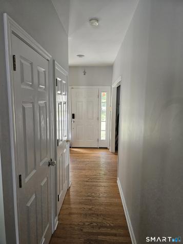 18 Tree Top Lane East Windsor CT 06016