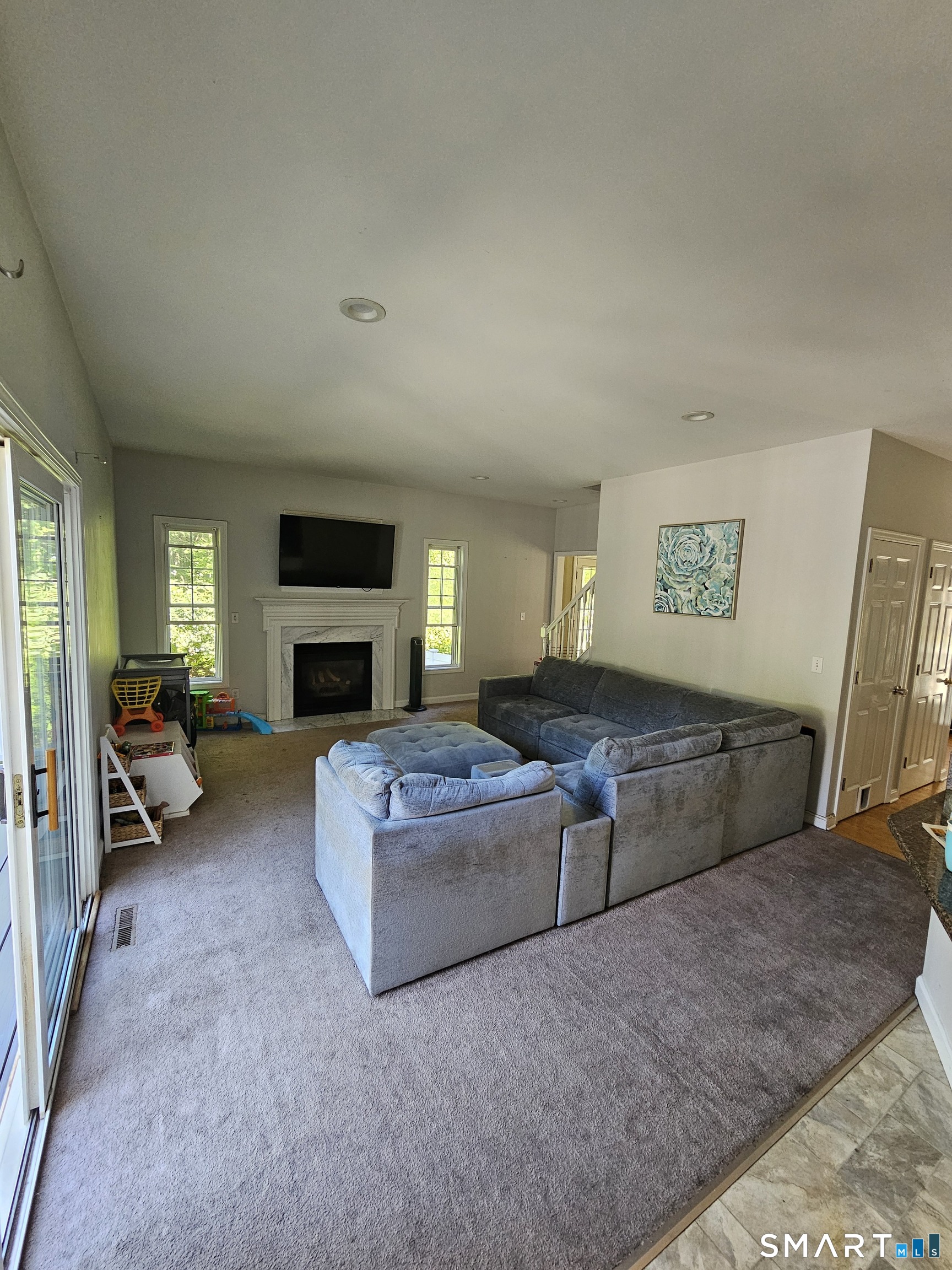 18 Tree Top Lane East Windsor CT 06016
