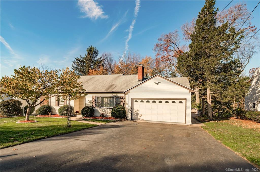 34 Hilltop Terrace North Haven CT 06473