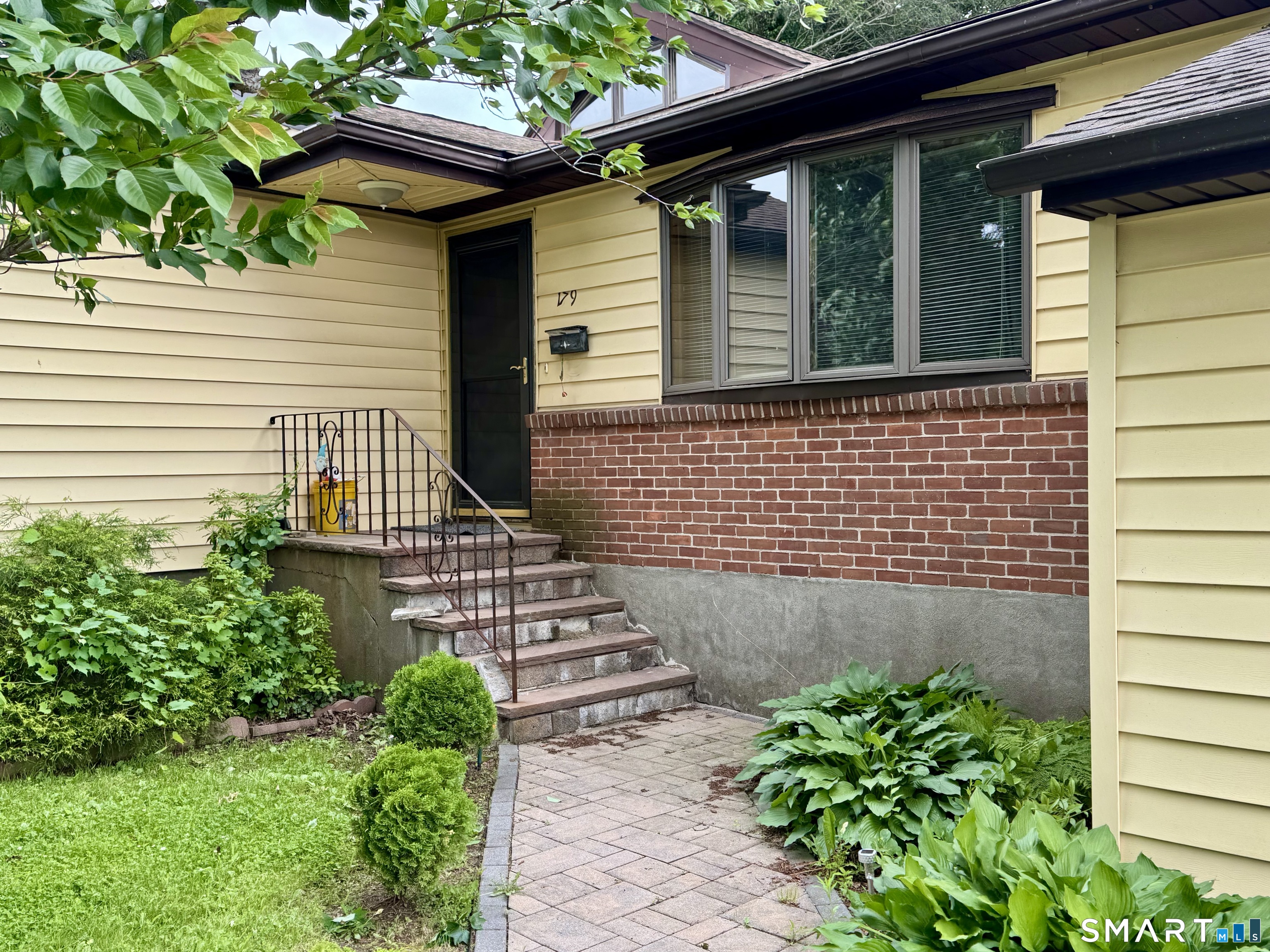 179 Brockett Street Newington CT 06111