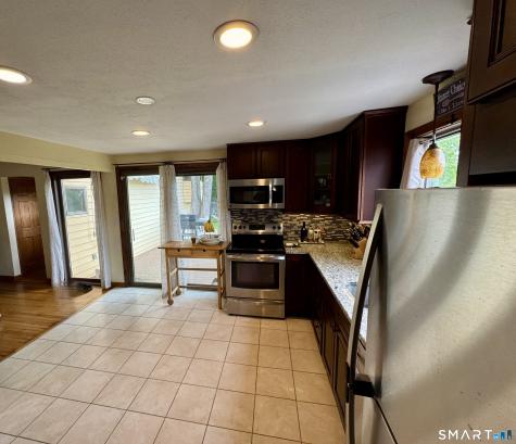 179 Brockett Street Newington CT 06111