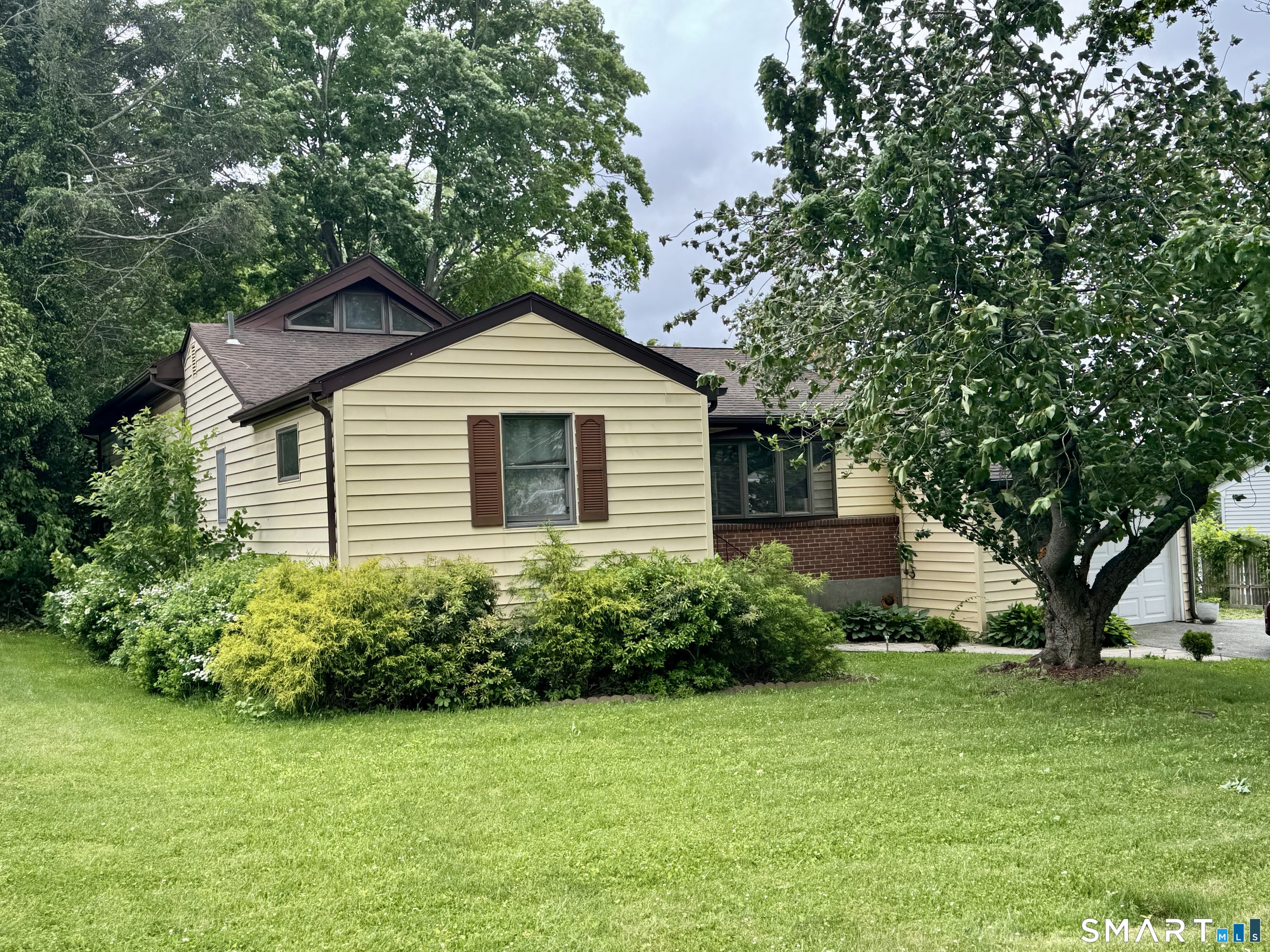 179 Brockett Street Newington CT 06111