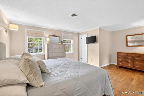 50 Fox Den Road Simsbury CT 06092