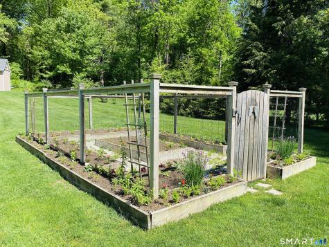 50 Fox Den Road Simsbury CT 06092