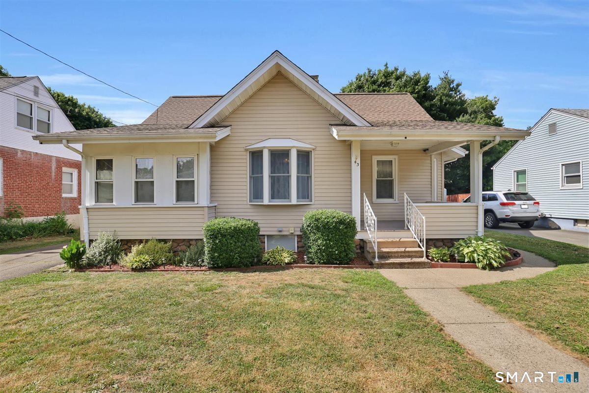 43 Barraclough Avenue Hamden CT 06517