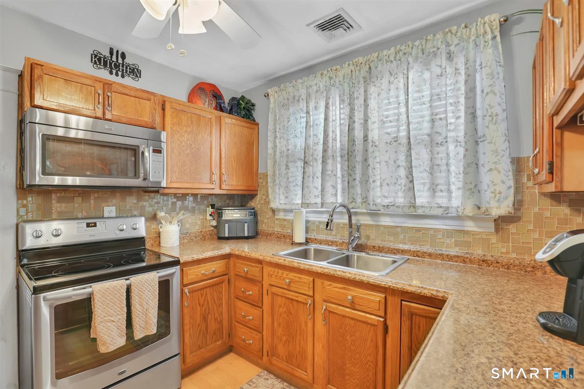 43 Barraclough Avenue Hamden CT 06517
