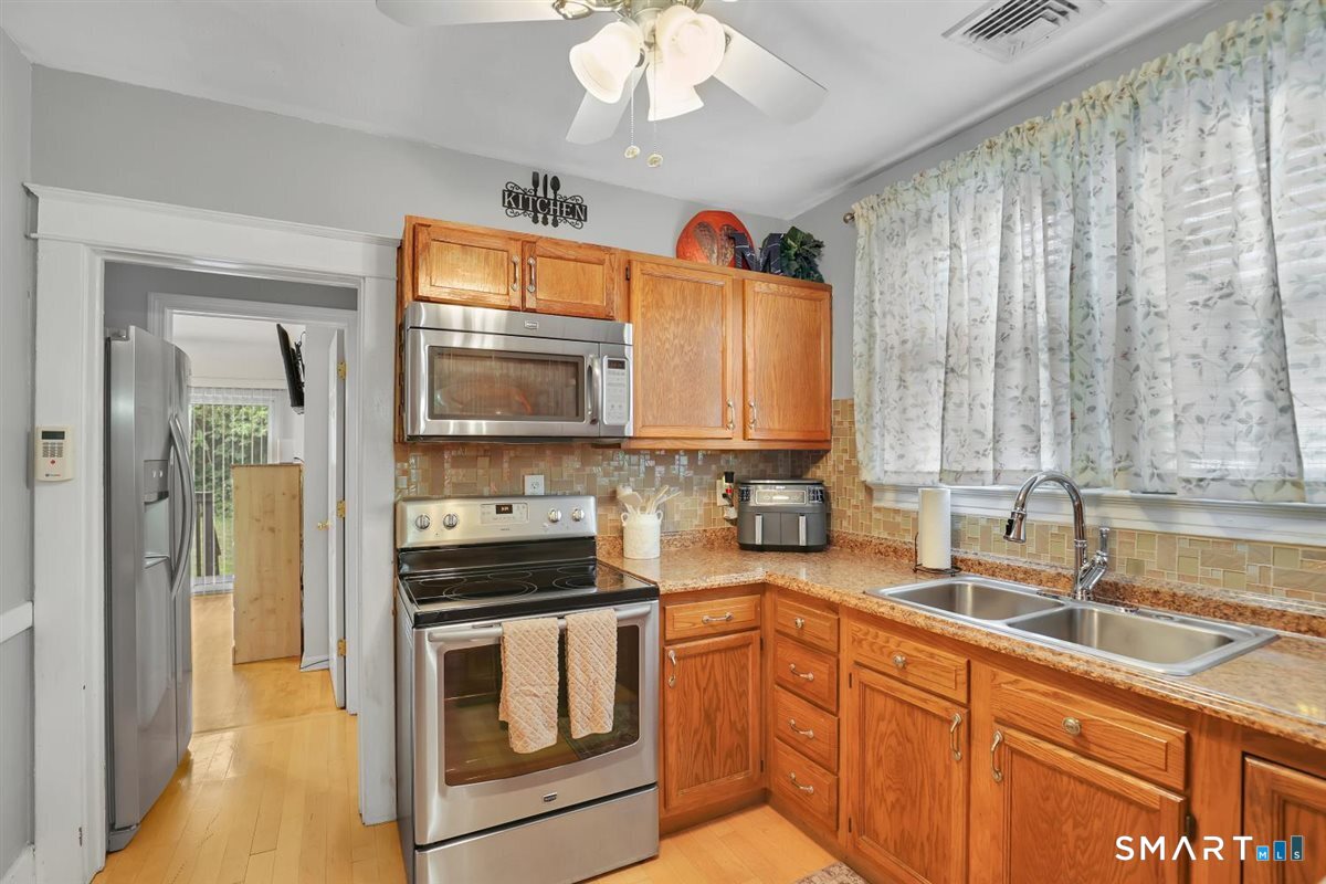 43 Barraclough Avenue Hamden CT 06517