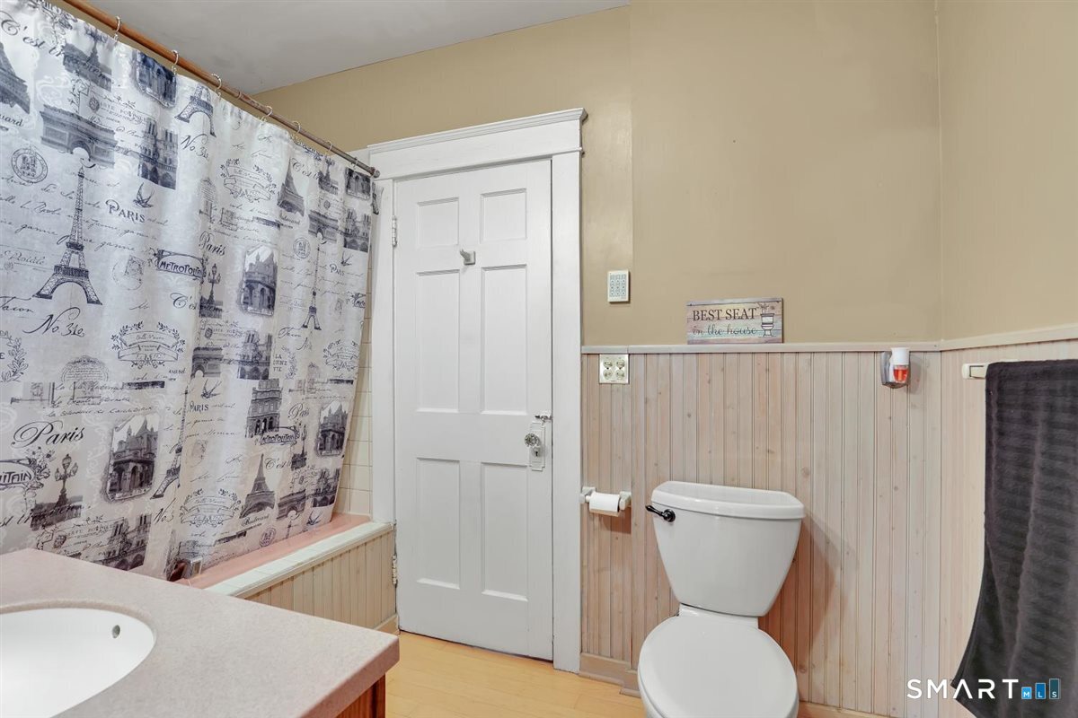 43 Barraclough Avenue Hamden CT 06517