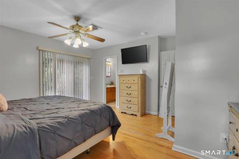 43 Barraclough Avenue Hamden CT 06517