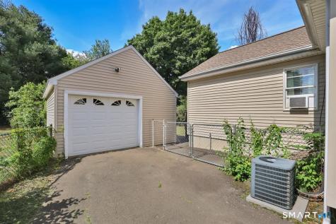 43 Barraclough Avenue Hamden CT 06517