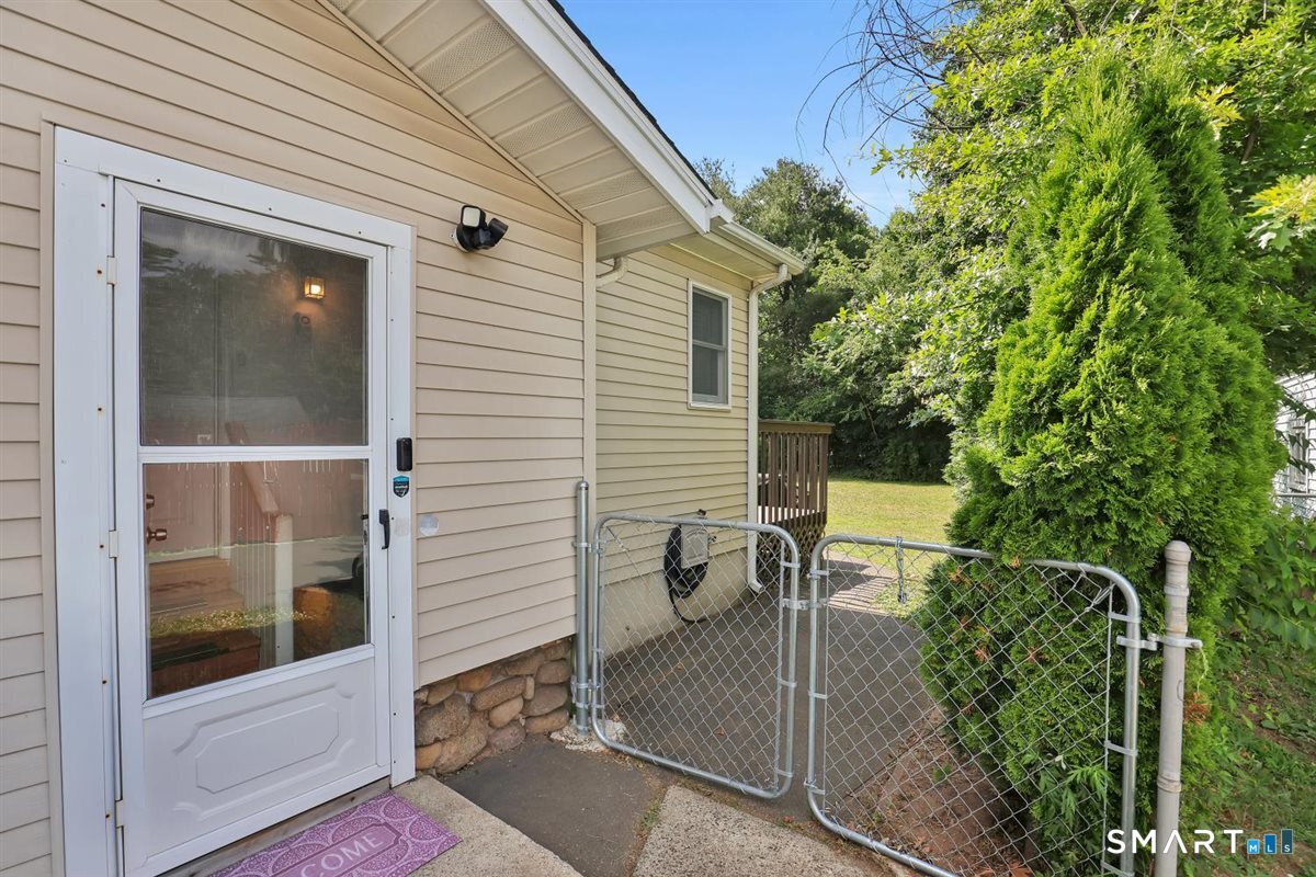 43 Barraclough Avenue Hamden CT 06517