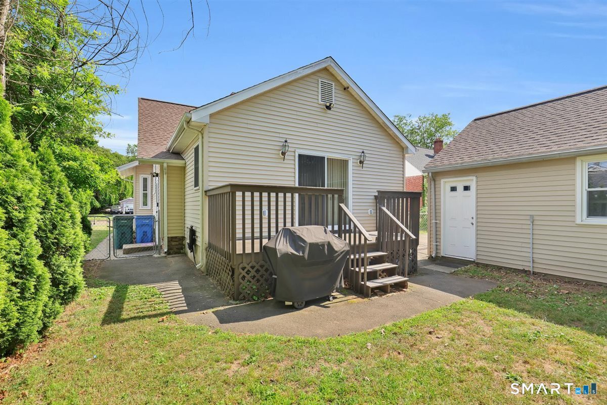 43 Barraclough Avenue Hamden CT 06517