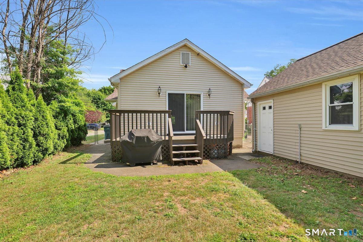 43 Barraclough Avenue Hamden CT 06517