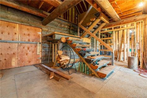 91 Turkey Hills Road East Granby CT 06026