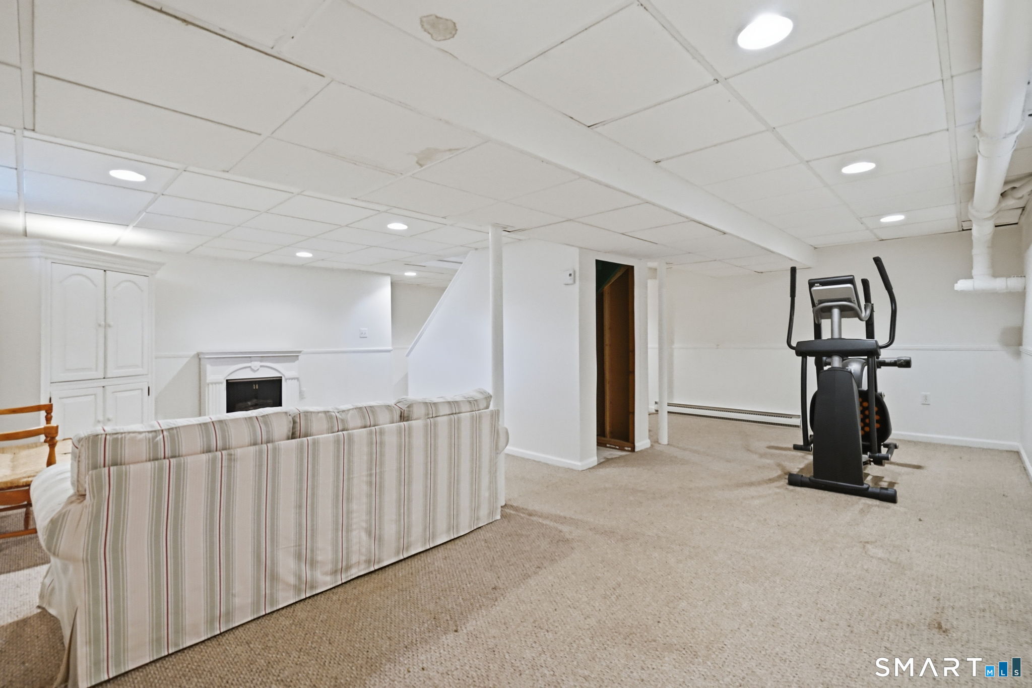 22 Chestnut Hill Road Simsbury CT 06092