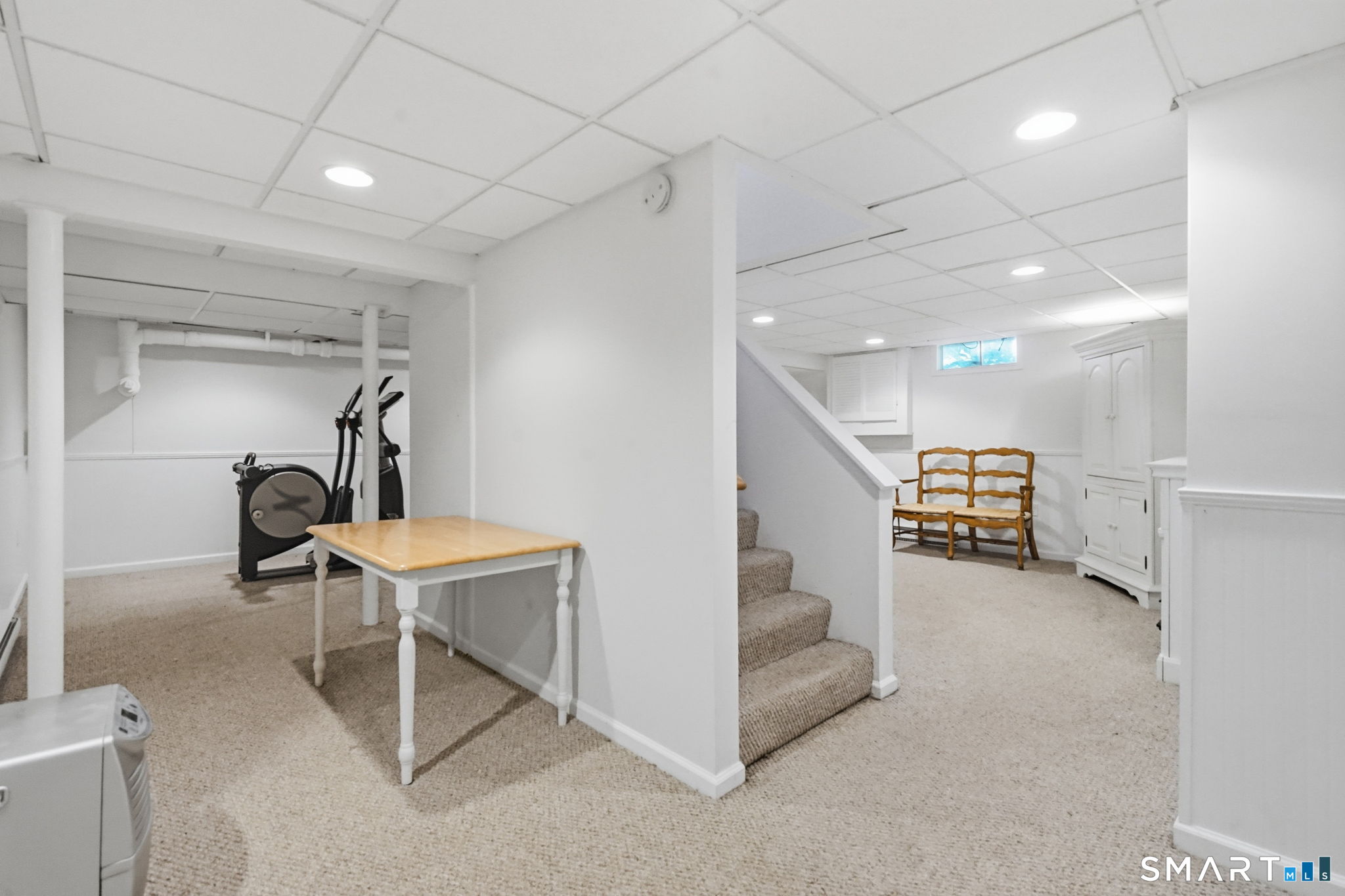22 Chestnut Hill Road Simsbury CT 06092