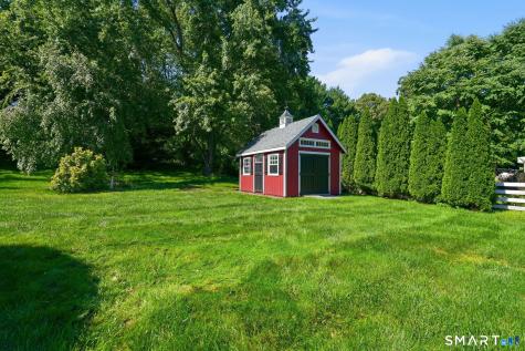 22 Chestnut Hill Road Simsbury CT 06092