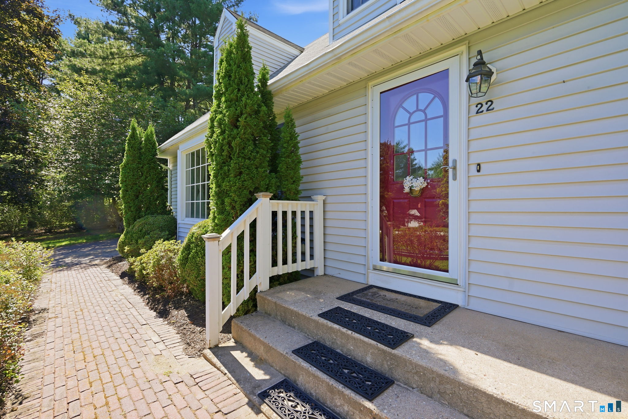 22 Chestnut Hill Road Simsbury CT 06092