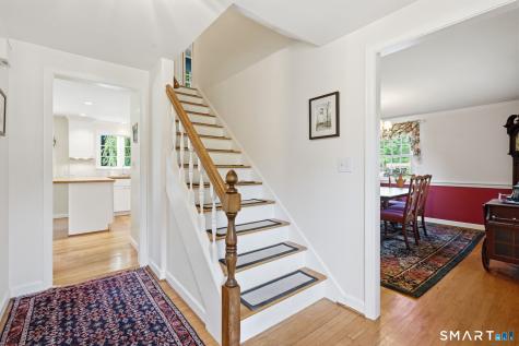 22 Chestnut Hill Road Simsbury CT 06092