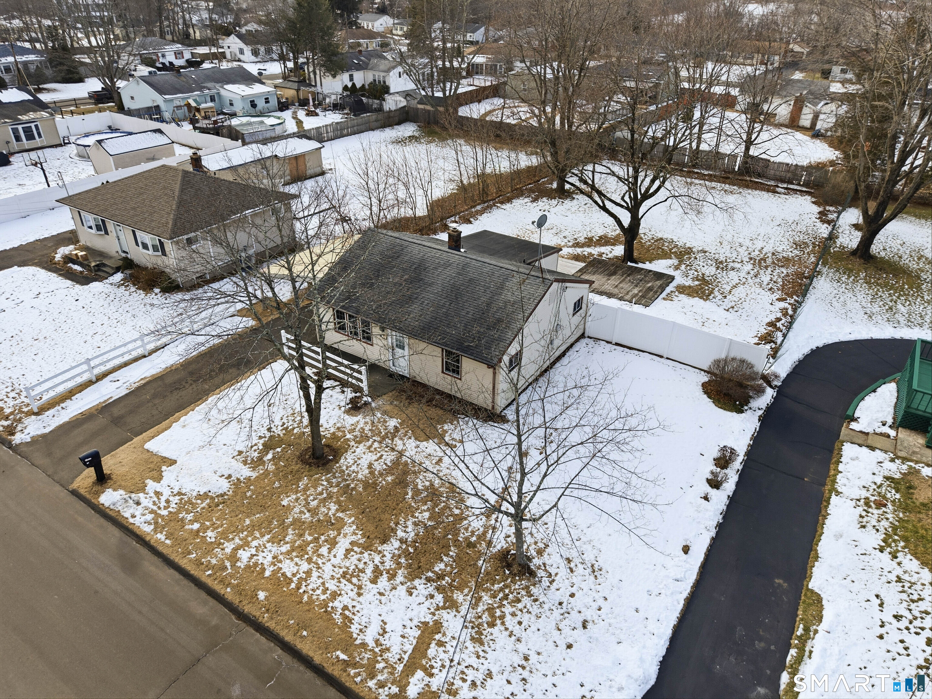 57 Hellstrom Road East Haven CT 06512