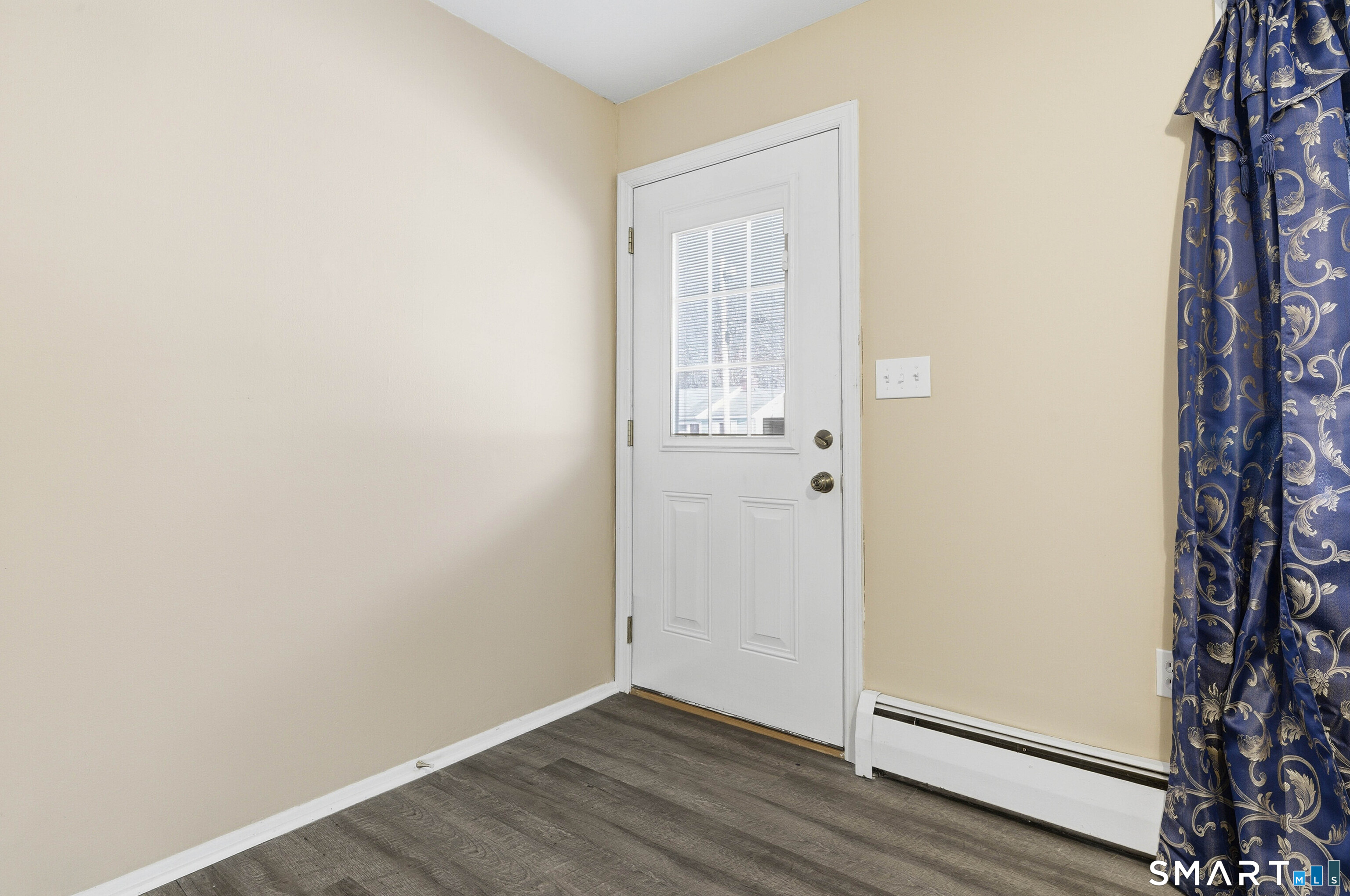 57 Hellstrom Road East Haven CT 06512