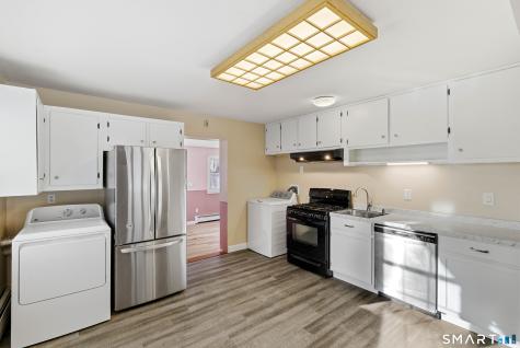 57 Hellstrom Road East Haven CT 06512