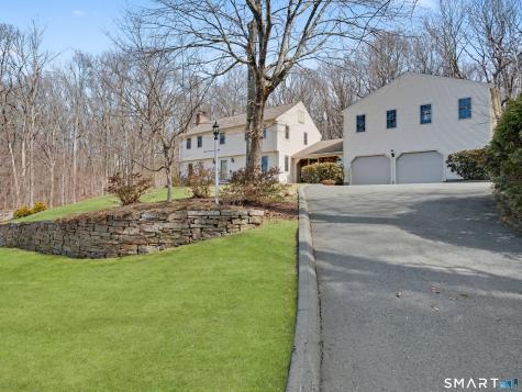 34 Tunxis Trail Bolton CT 06043