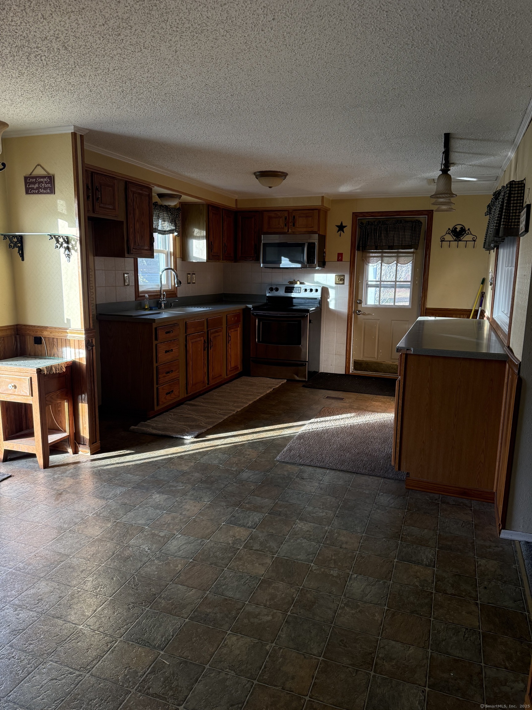 165 Breakneck Hill Road Killingly CT 06241