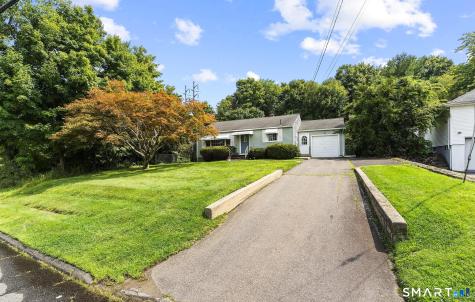 707 Oronoke Road Waterbury CT 06708