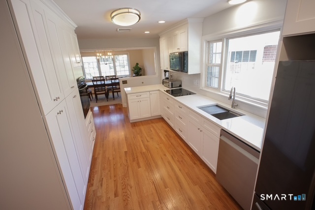 6 Dennis Drive New Britain CT 06053