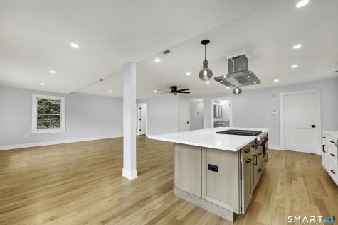 1217 Main North Street Woodbury CT 06798