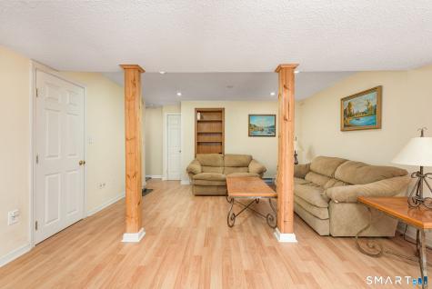 12 Brook Circle Wallingford CT 06492