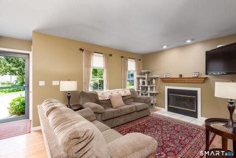 12 Brook Circle Wallingford CT 06492